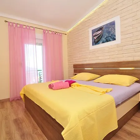 Gradac 15282d Apartamento Gradac (Split-Dalmatia)